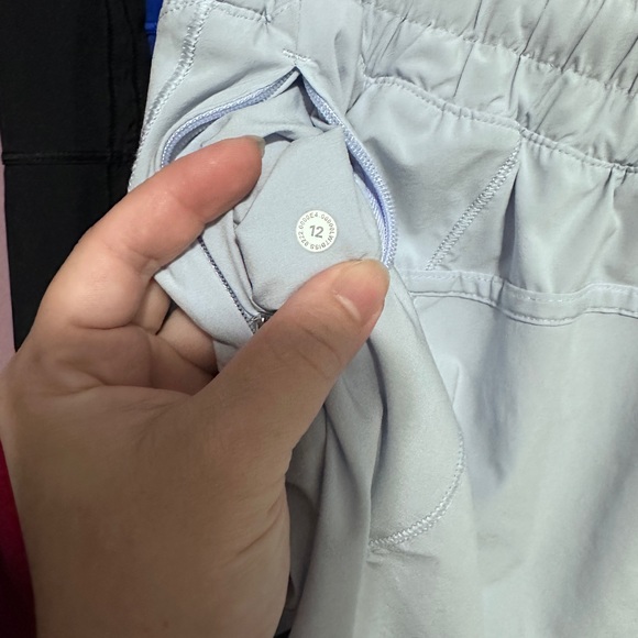 Track that short - Picture 3 of 3